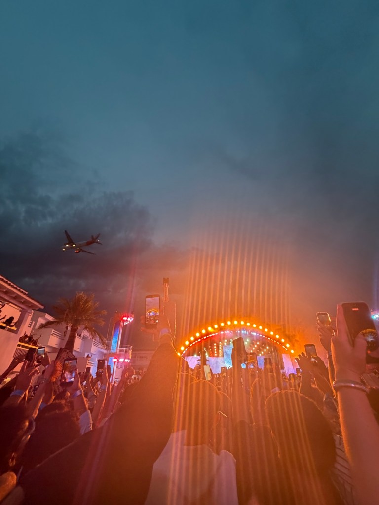 Main stage and crowd at Ushuaïa Ibiza